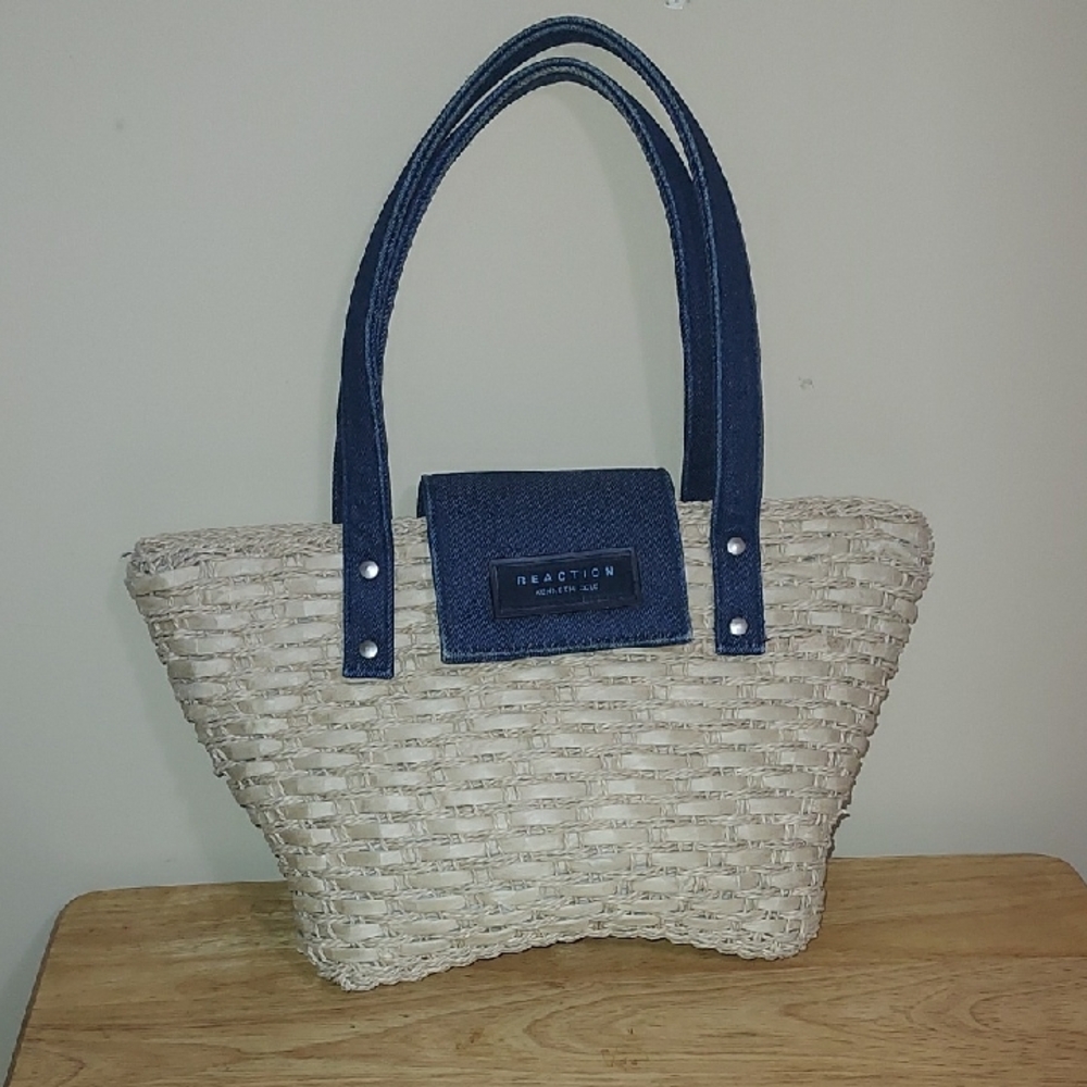 Reaction Kenneth Cole Woven Tote - Cream and Blue